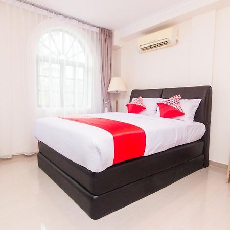 Vaccinated Staff - Oyo 1771 Zeke Hotel Batam Ngoại thất bức ảnh