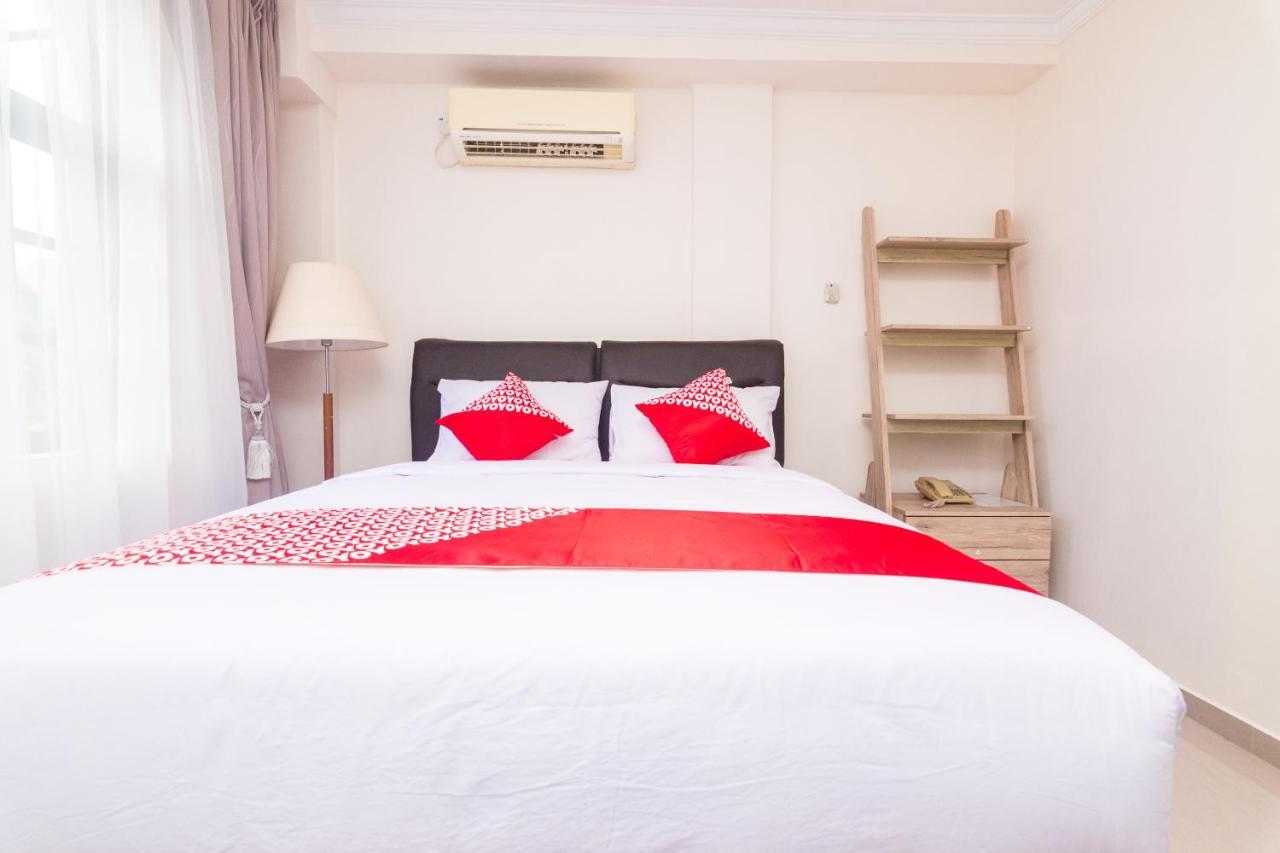 Vaccinated Staff - Oyo 1771 Zeke Hotel Batam Ngoại thất bức ảnh