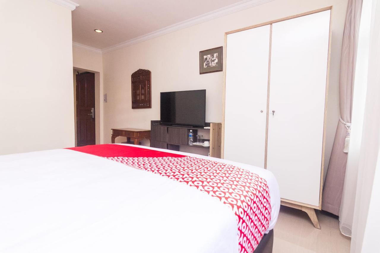 Vaccinated Staff - Oyo 1771 Zeke Hotel Batam Ngoại thất bức ảnh